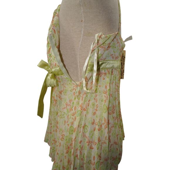 Sanctuary Floral Pleated Babydoll Top (Size M, NWT) - Picture 9 of 9